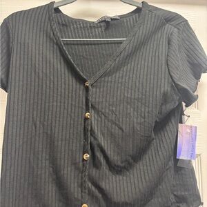 Black Short Sleeve V-Neck Top